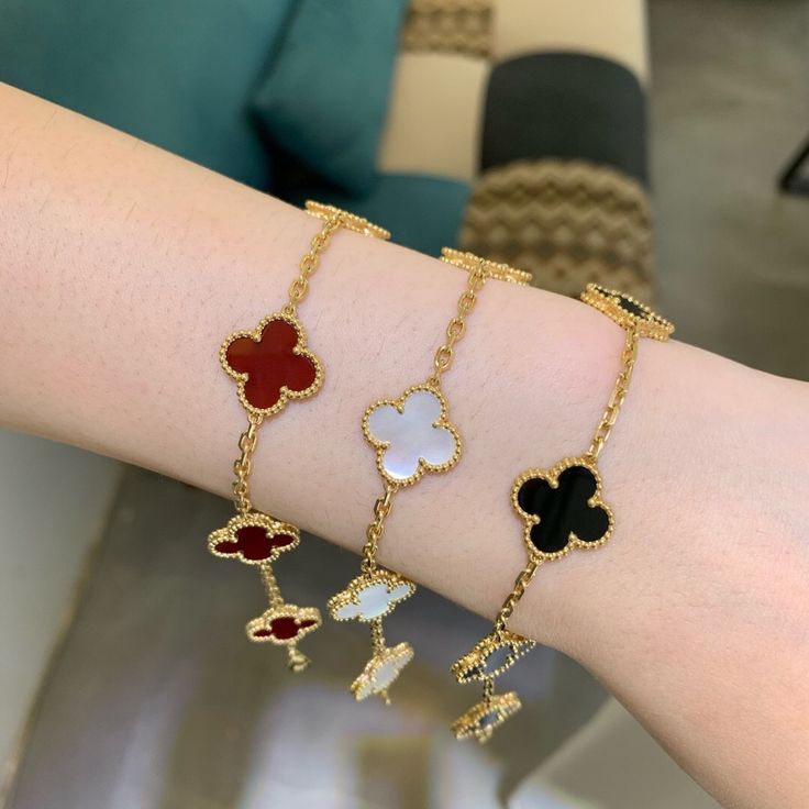 PULSERA TREBOL VAN CLEEF RODINADA Y CAJA
